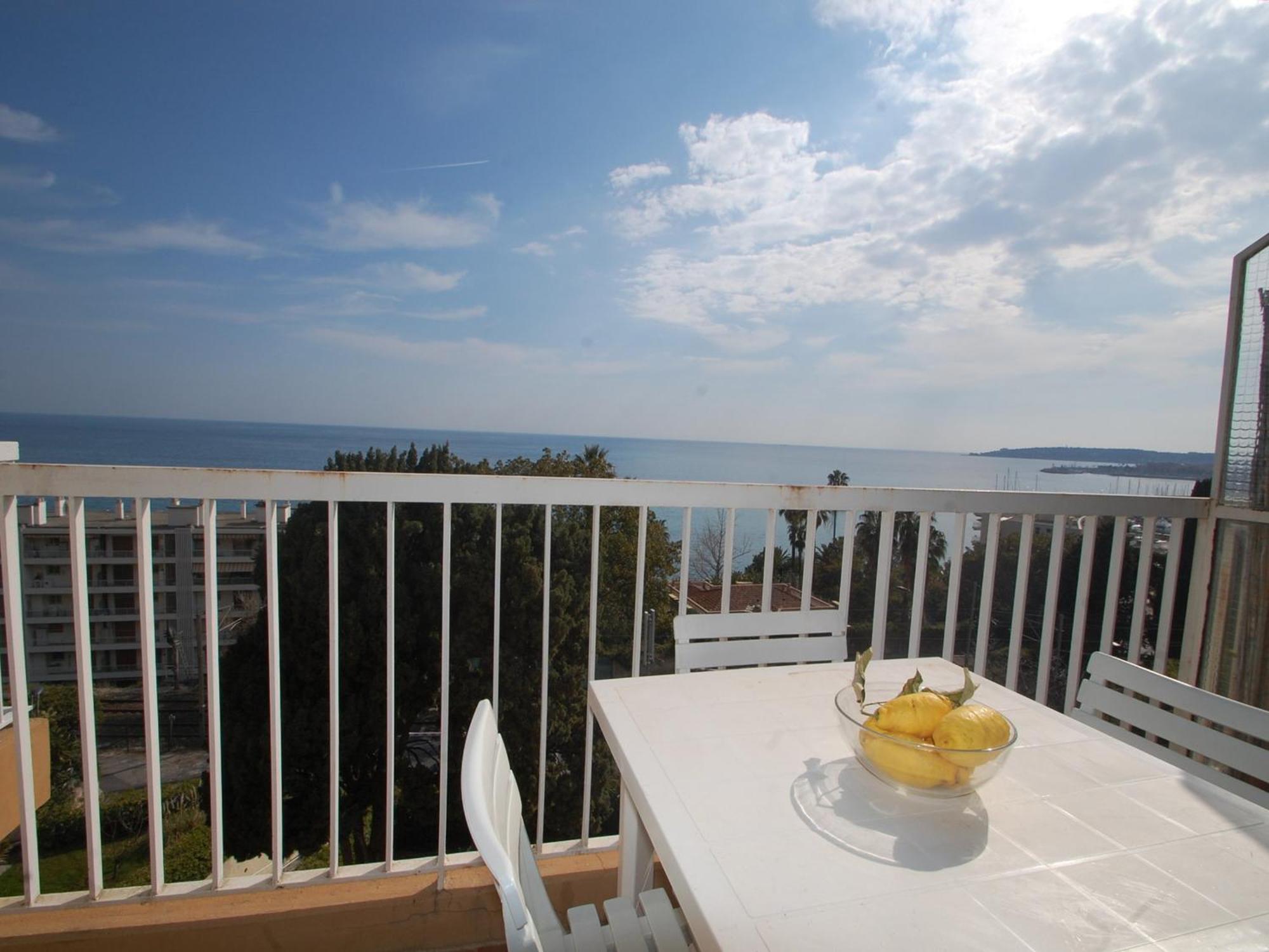 Appartement Menton, 2 Pièces, 4 Personnes - Fr-1-196-159 Menton
